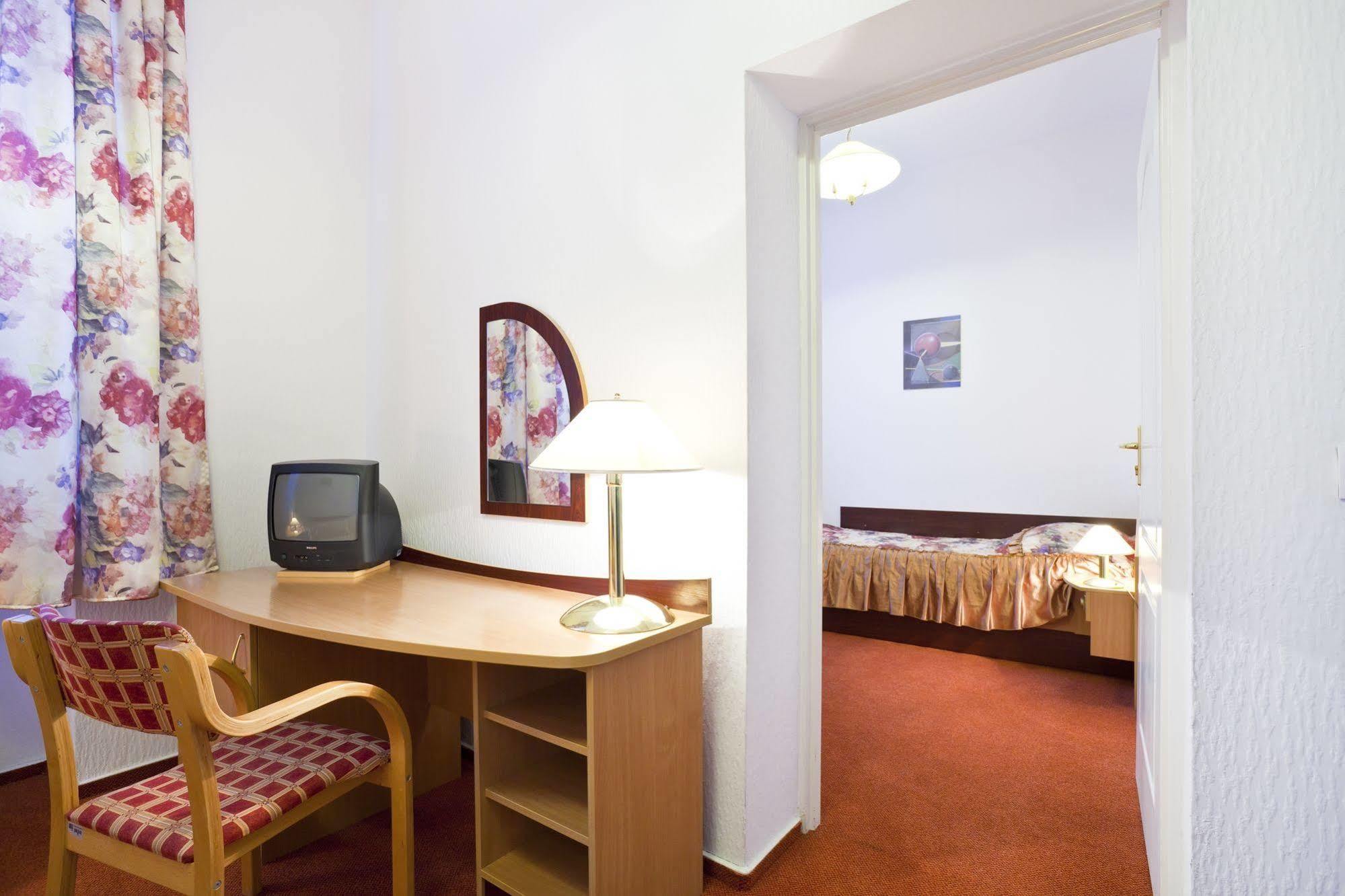 Aiden By Best Western Lodz Екстер'єр фото